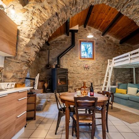 Petite Maison Pleine Nature La Bastide-Pradines ภายนอก รูปภาพ