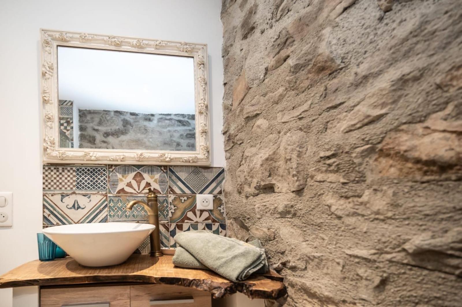 Petite Maison Pleine Nature La Bastide-Pradines ภายนอก รูปภาพ